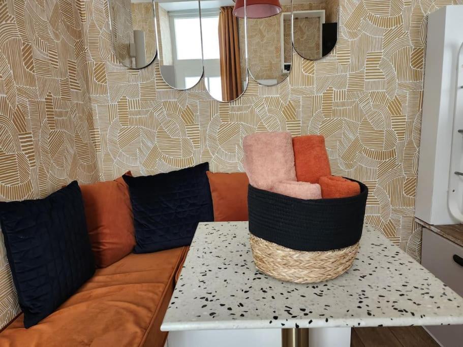 Apartment Cocon Deco Quartier Antiquaires Dijon